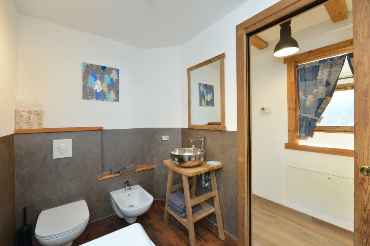 Lo Metcho Dou Bino Apartment Antey-Saint-Andre Ngoại thất bức ảnh