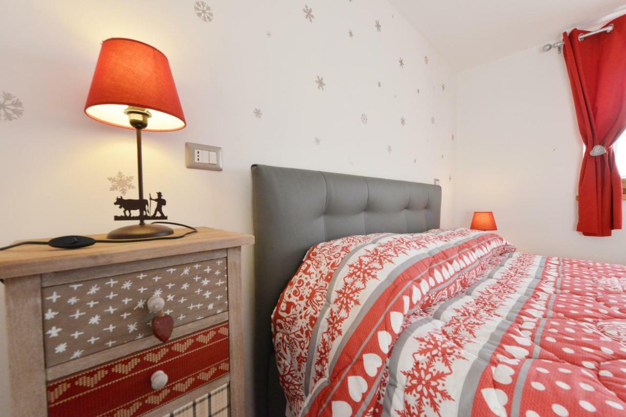 Lo Metcho Dou Bino Apartment Antey-Saint-Andre Ngoại thất bức ảnh